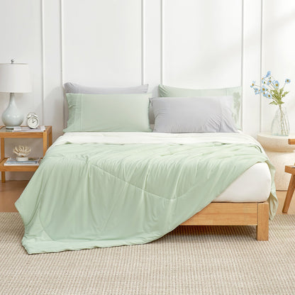 Lightweight Cooling Comforter