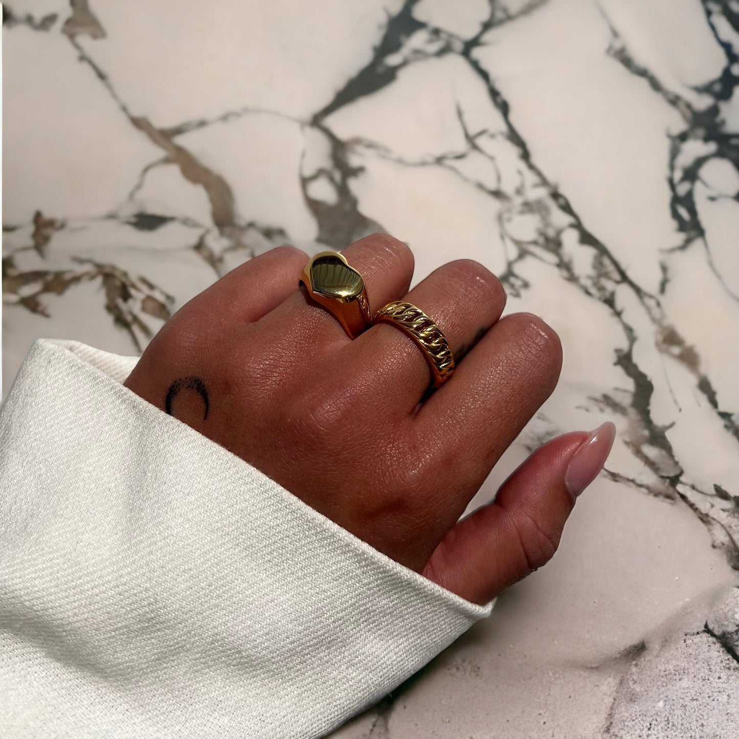 Aliyah Ring – Modern Simplicity