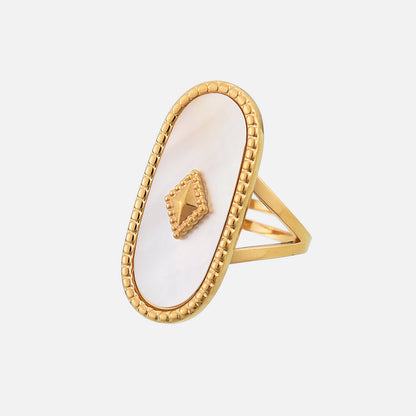 Elise Ring – Classic Sophistication