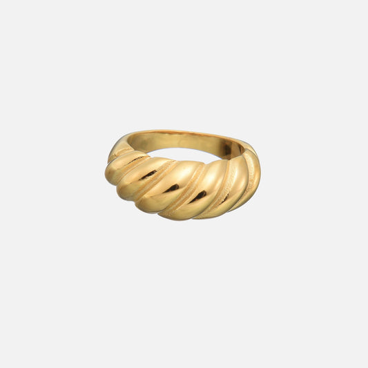 Croissantia Ring – Parisian Flair