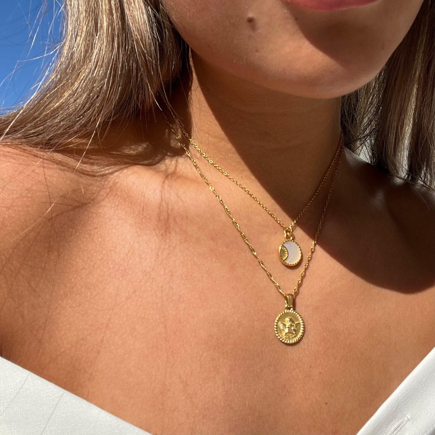 Angel Necklace – Ethereal Beauty