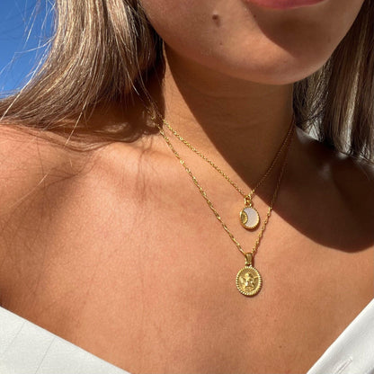 Angel Necklace – Ethereal Beauty