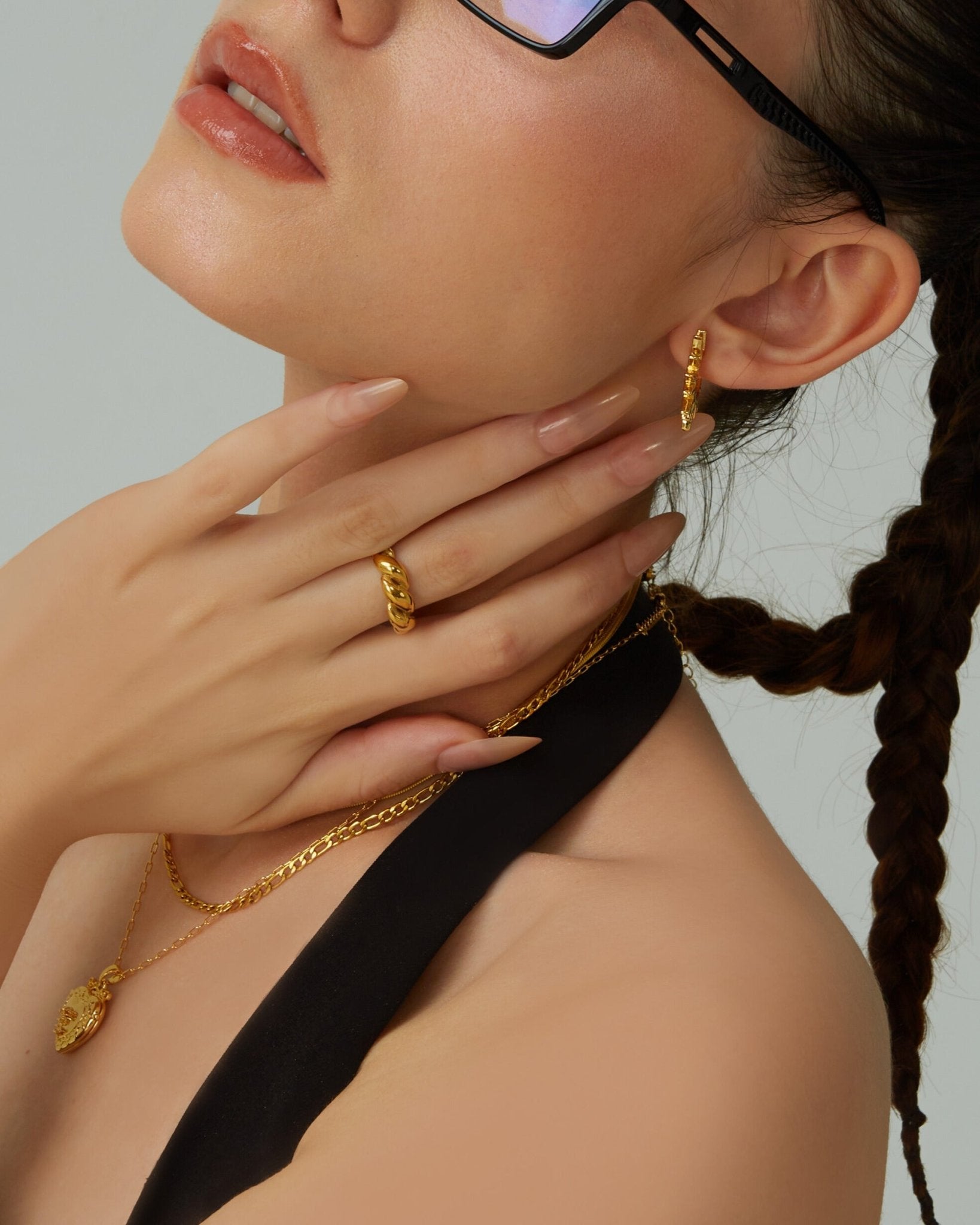 Gold Twisted Ring – Modern Twist