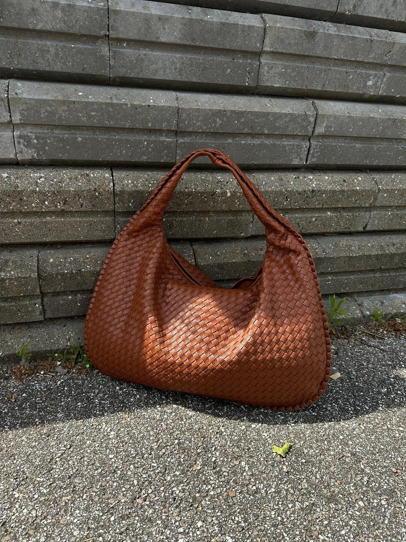 Boutik Crescent Bag
