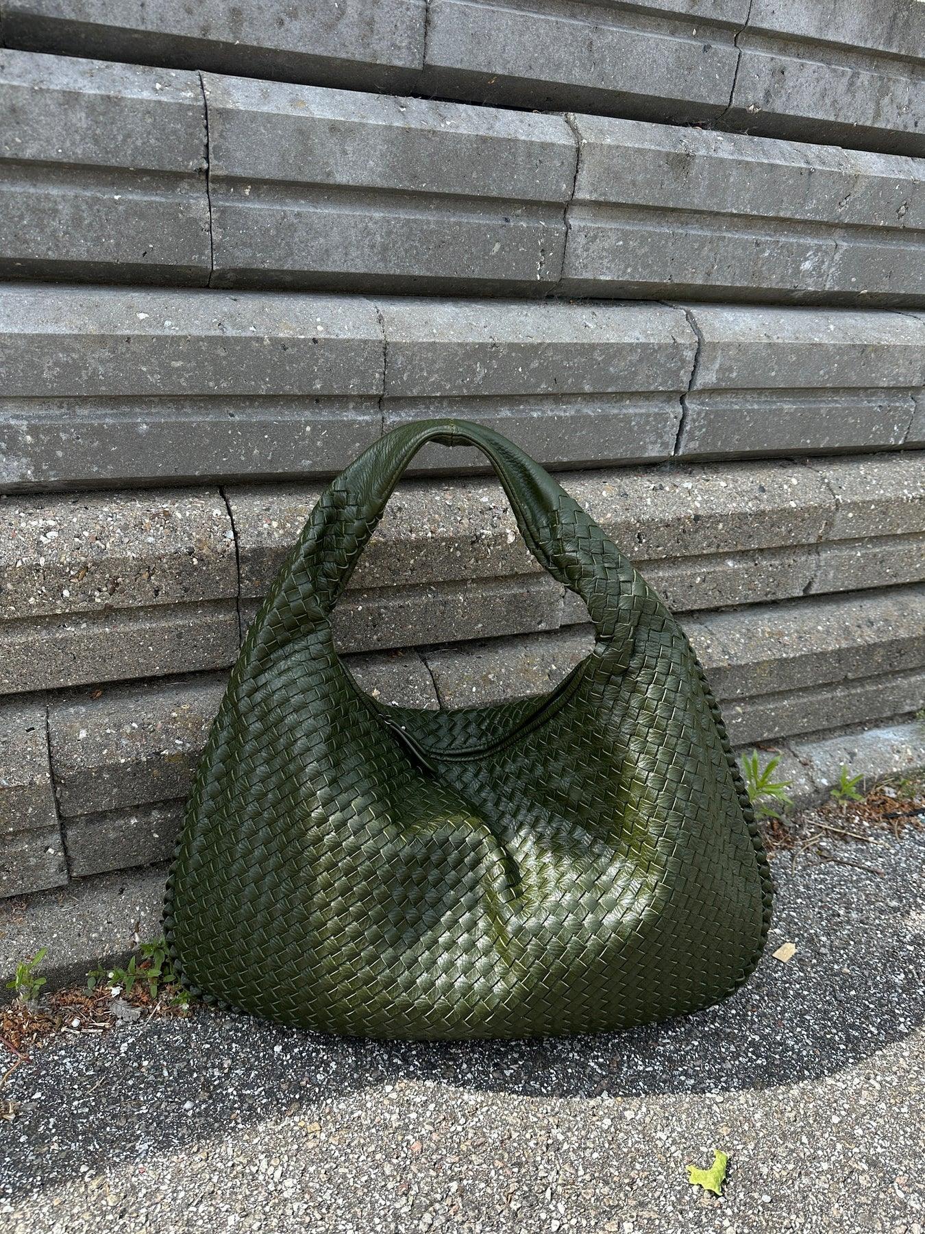Boutik Crescent Bag
