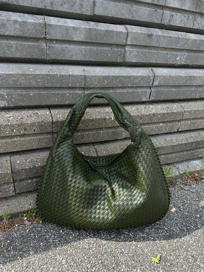 Boutik Crescent Bag