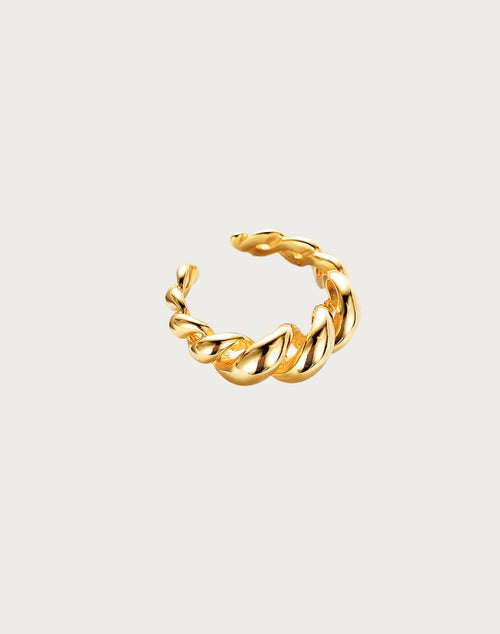 Gold Twisted Ring – Modern Twist