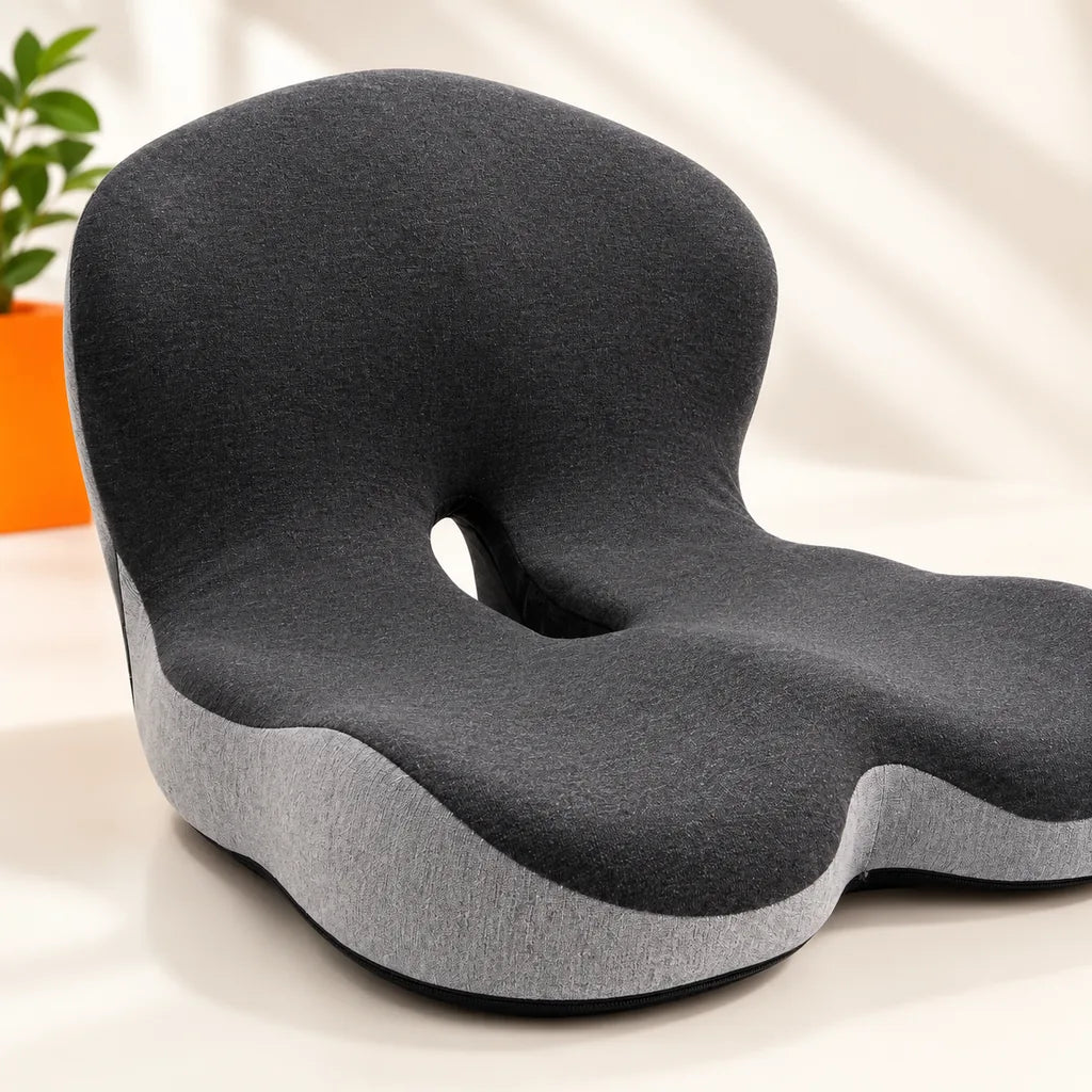 Generated close product photograph of CELINVA rear opening.